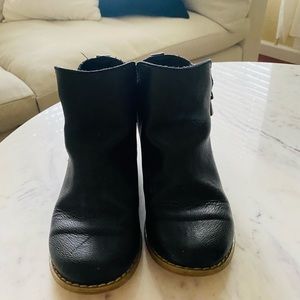 Target kids boots size 2